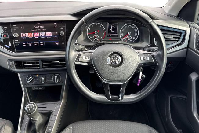 VOLKSWAGEN Polo Photo 11