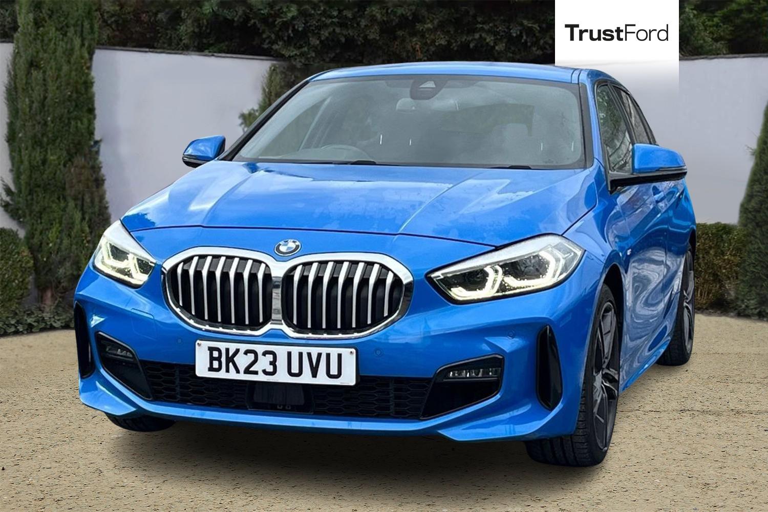 BMW 1 SERIES Photo 4