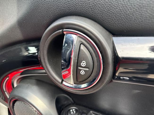 MINI Hatch Photo 54