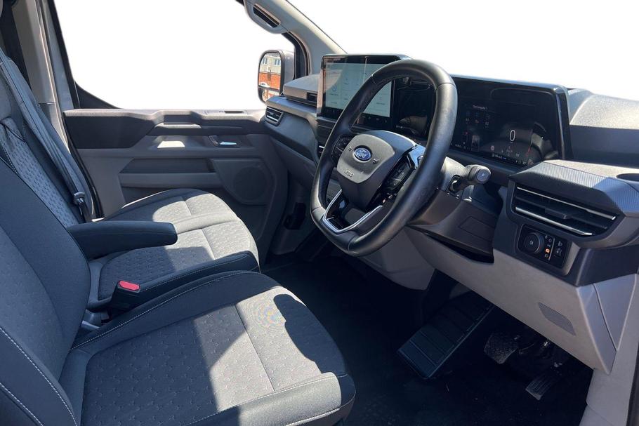 Used Ford TRANSIT CUSTOM FH25ZKZ 13