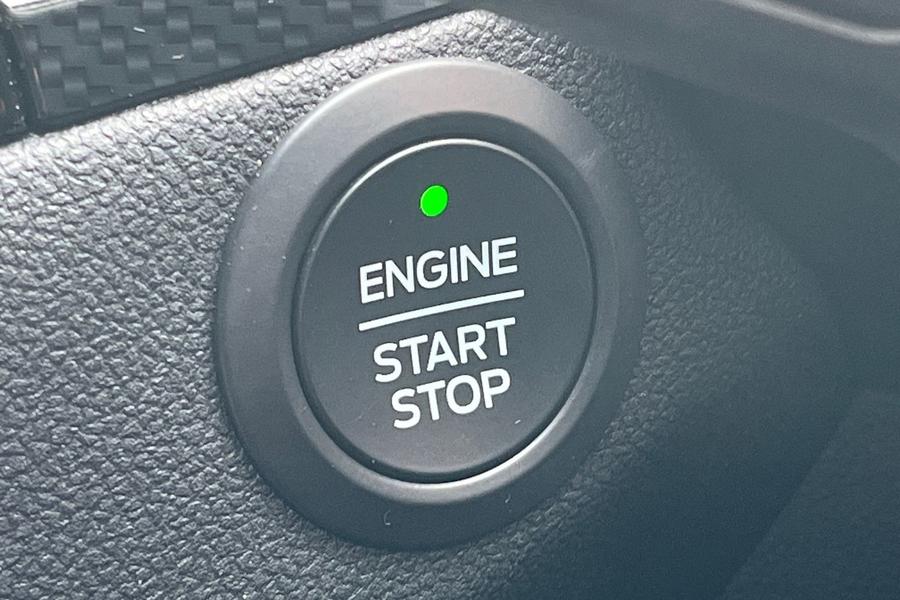 Ford Kuga Photo autoimg-ecbd80575e72274fd3a52e812e7c9e2ba2e43516.jpg