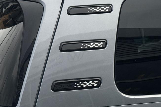 VOLKSWAGEN Id. Buzz Photo 50
