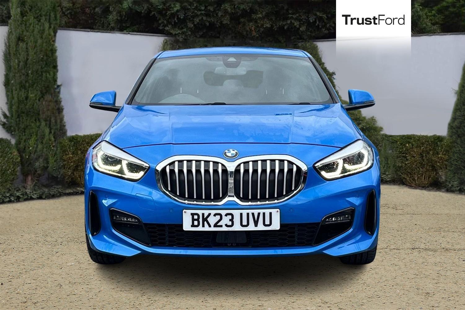 BMW 1 SERIES Photo 5