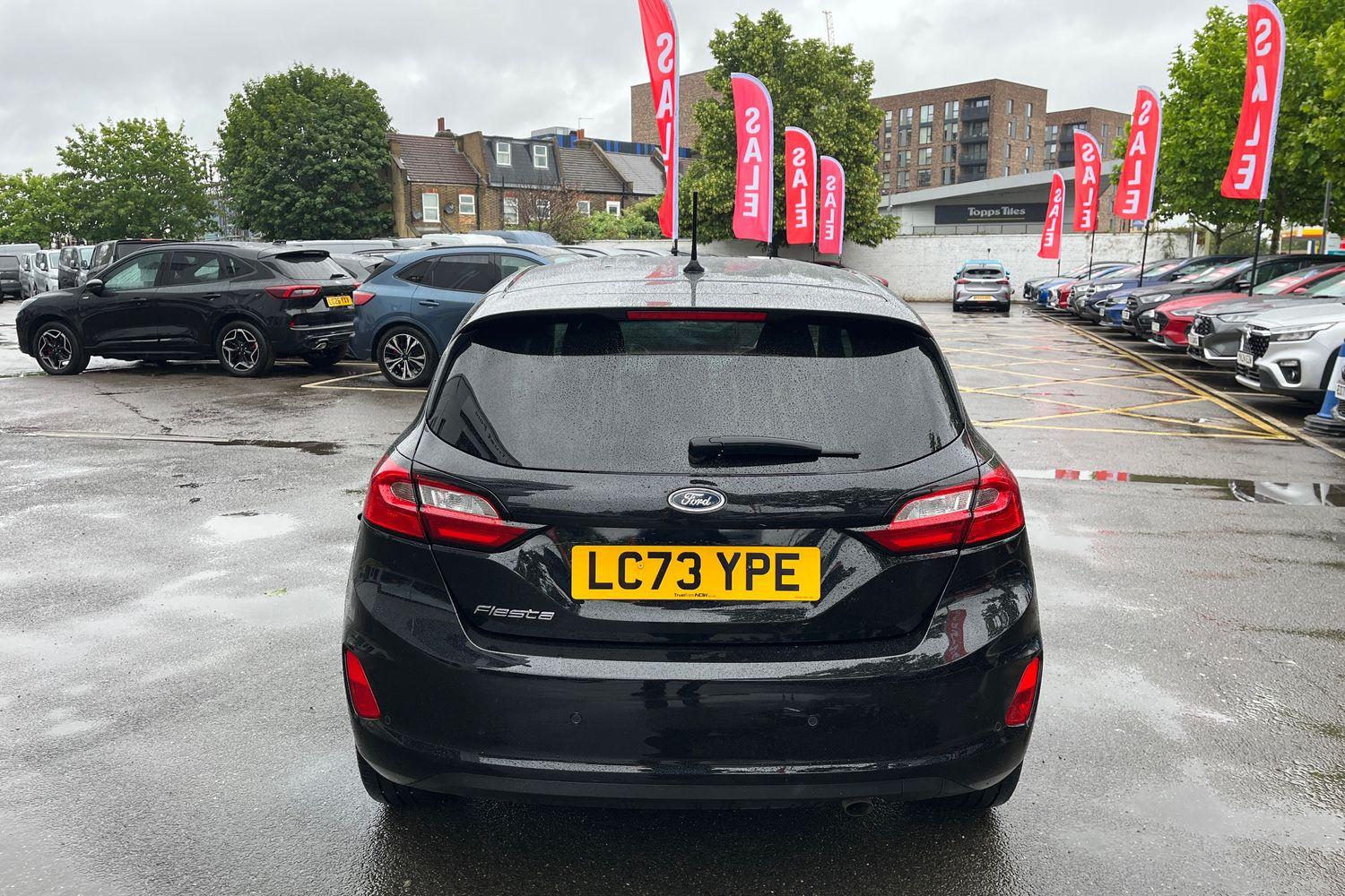 Ford FIESTA Photo 34
