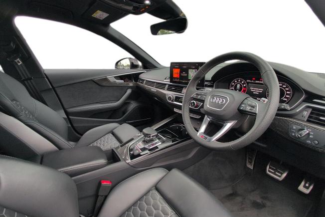 AUDI Rs4 Avant Photo 6