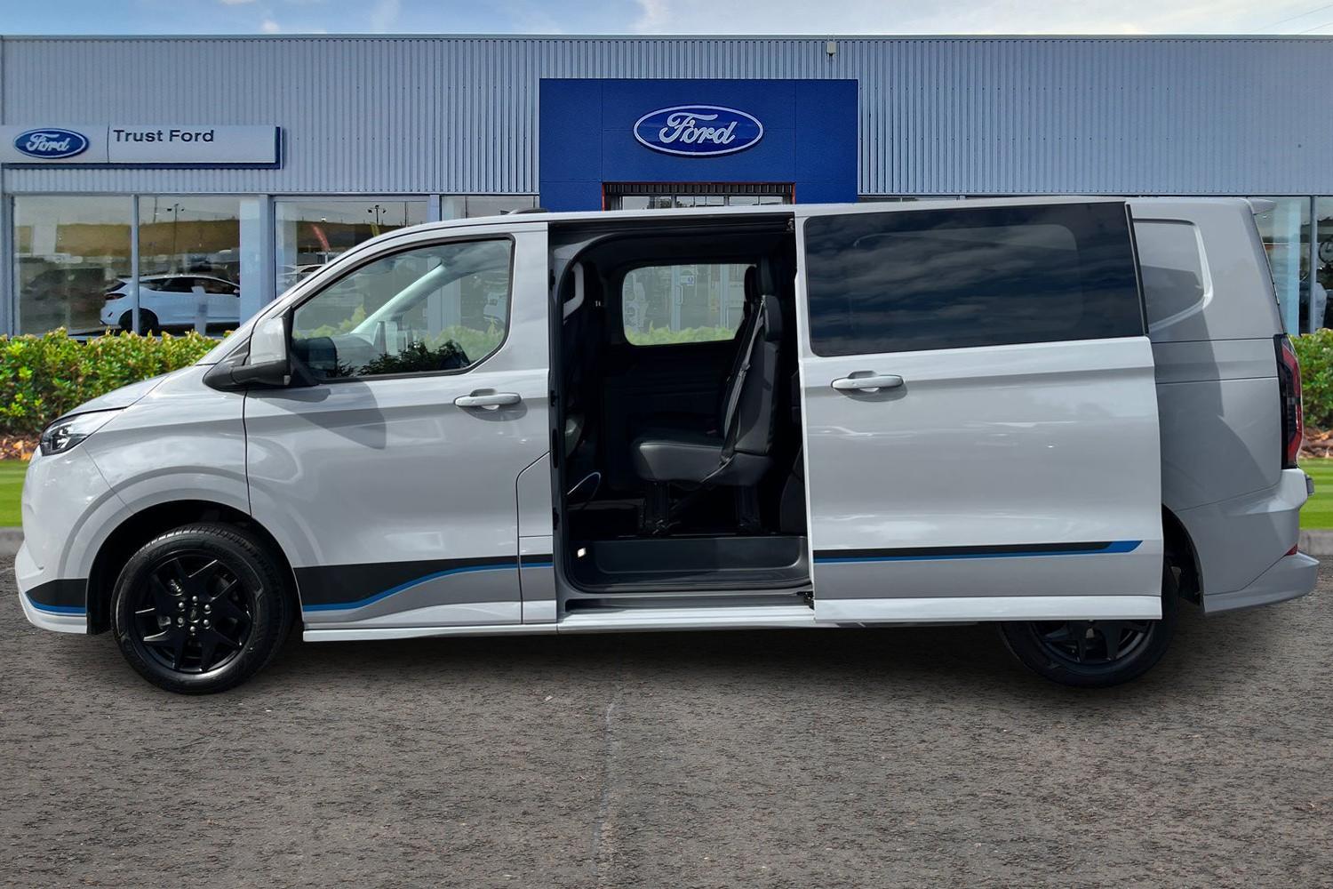 Ford TRANSIT CUSTOM Photo 4