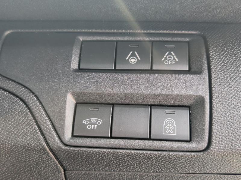 Used Peugeot 3008 LS23ULE 37
