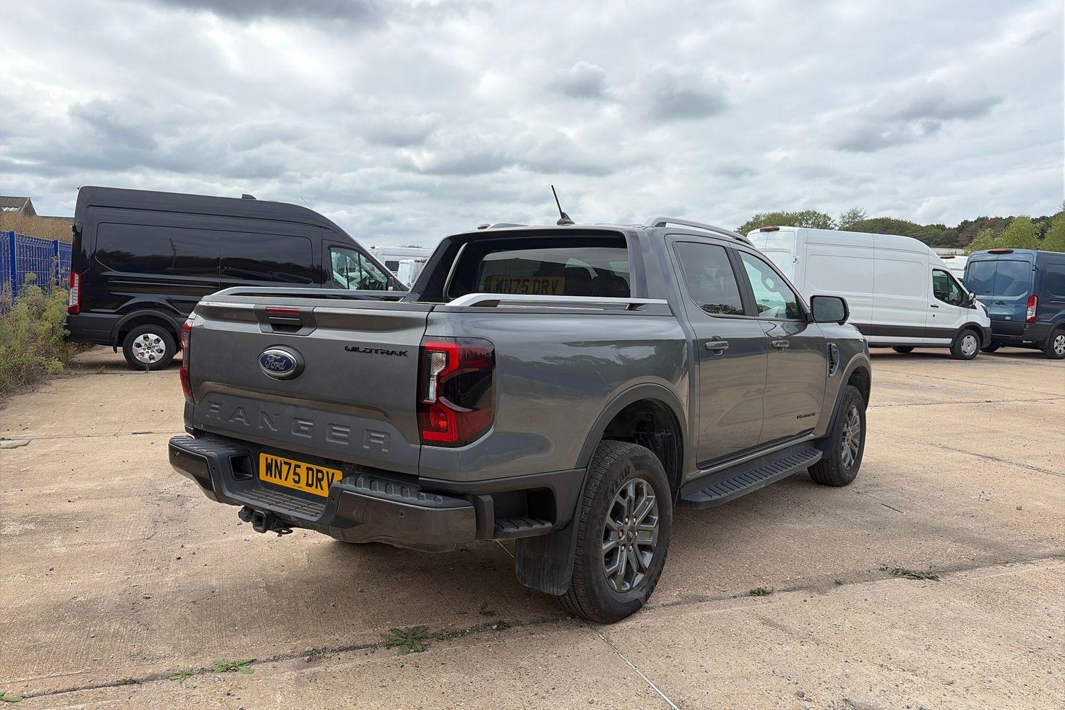 Ford RANGER Photo 21