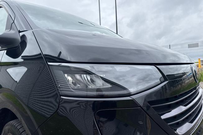 VOLKSWAGEN e-Transporter Photo 19