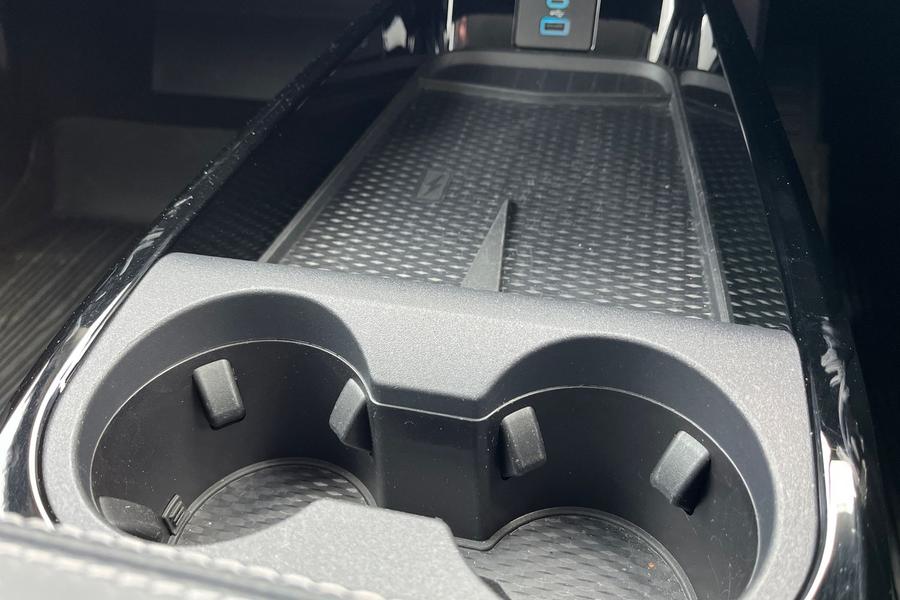 Ford MUSTANG MACH-E Photo autoimg-ecd3abc947320a23d881d3ee09bede11d650292a.jpg