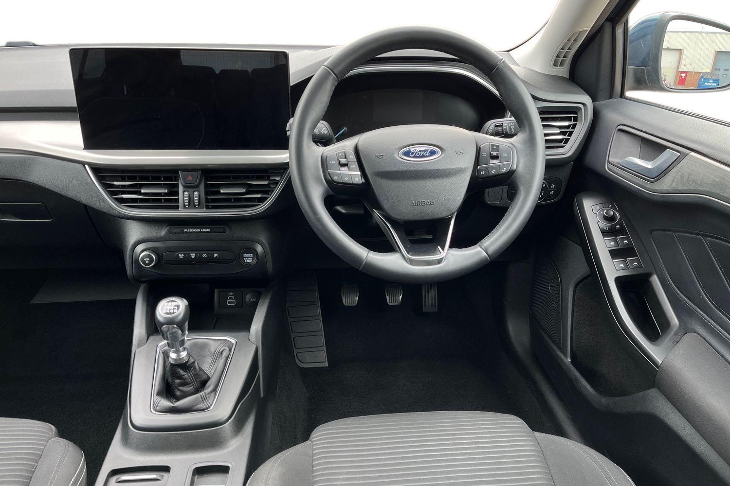 Ford Focus Photo 10