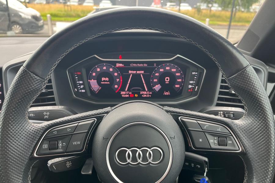 Audi A1 Photo autoimg-ece4ab233b07836a3bb4fb3e8a543d38a047ec19.jpg