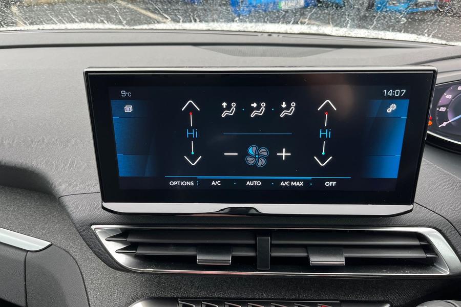 Peugeot 3008 Photo autoimg-ece62e87b6fc6550c87c184c36e6233ab95f33db.jpg