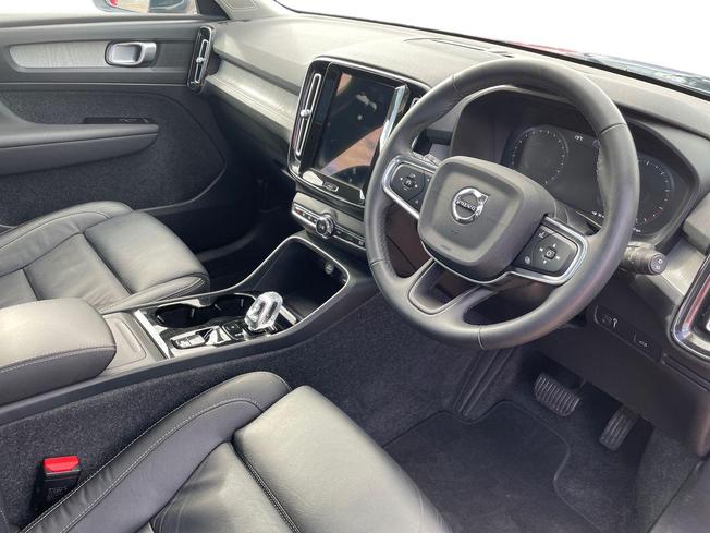 VOLVO XC40 Photo 6