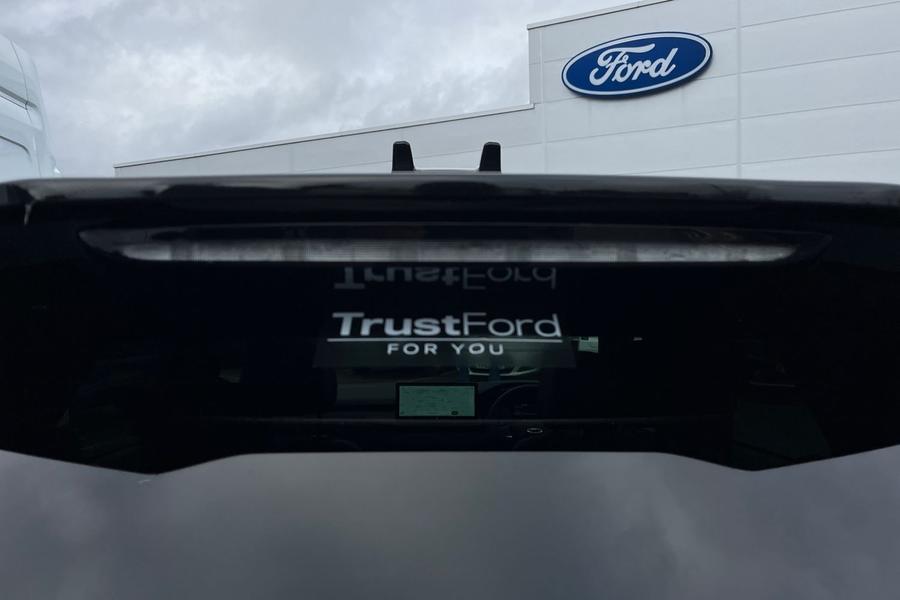 Ford KUGA Photo autoimg-ecea1471631f9701a7d82418cab9a9b2195c8d9f.jpg