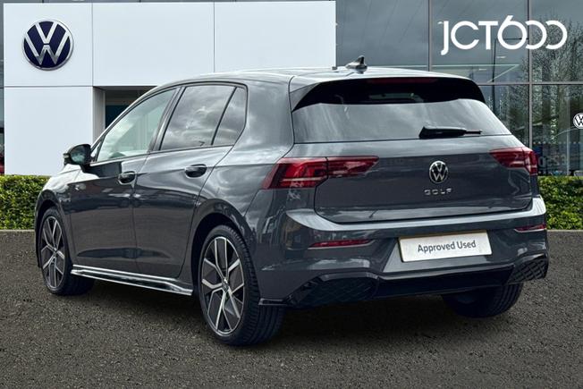 VOLKSWAGEN Golf Photo 3