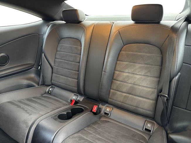 MERCEDES-BENZ C Class Photo 9