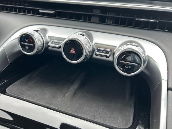 OMODA OMODA 9 1.5 T PHEV AWD NOBLE Photo autoimg-ed01b4f4226e3b6598a00cfc6d2d974627fba7c8.jpg