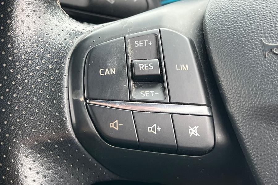 Ford Fiesta Photo autoimg-ed01cbce27b77dceaff2ab5b0fd1ba0607b2cbc2.jpg