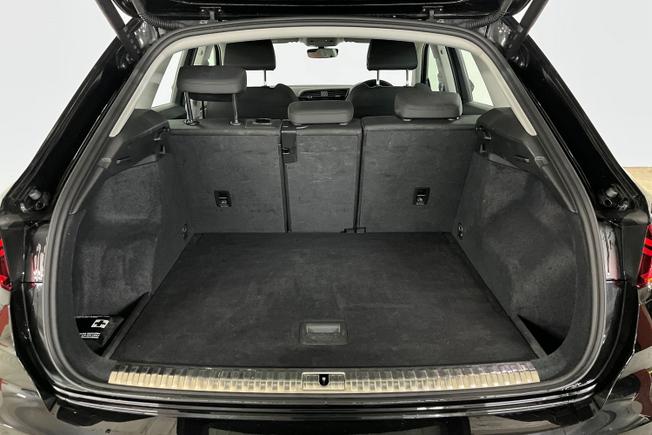 AUDI Q3 Photo 12