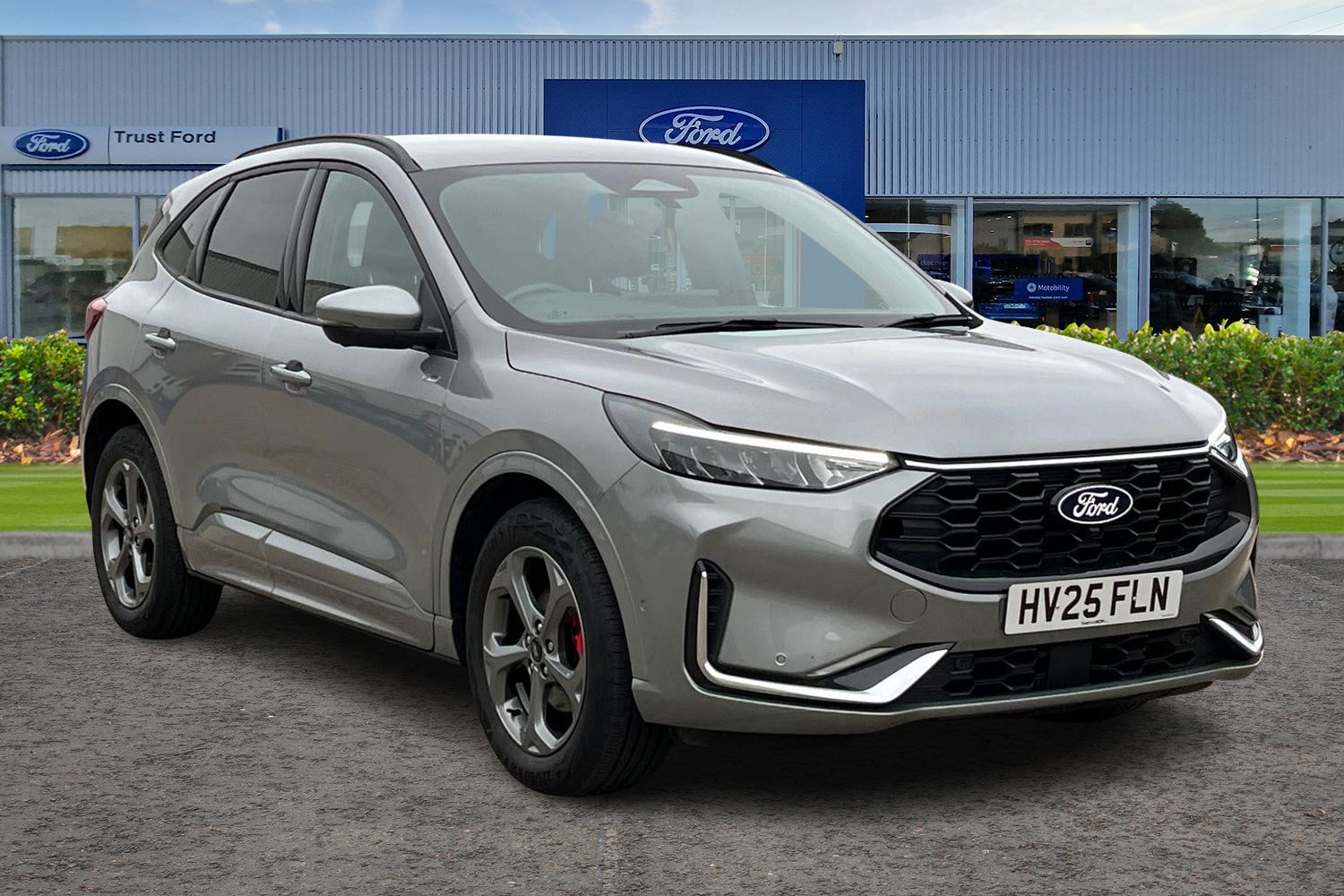 Ford Kuga Photo 0