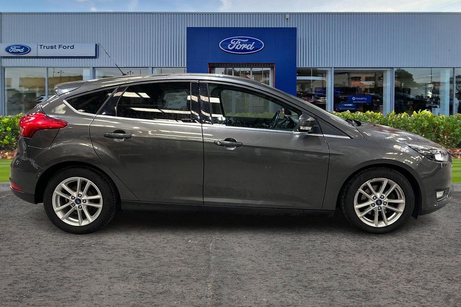 Ford FOCUS Photo autoimg-ed05aea07fd737703db0d5458412ff4796115926.jpg