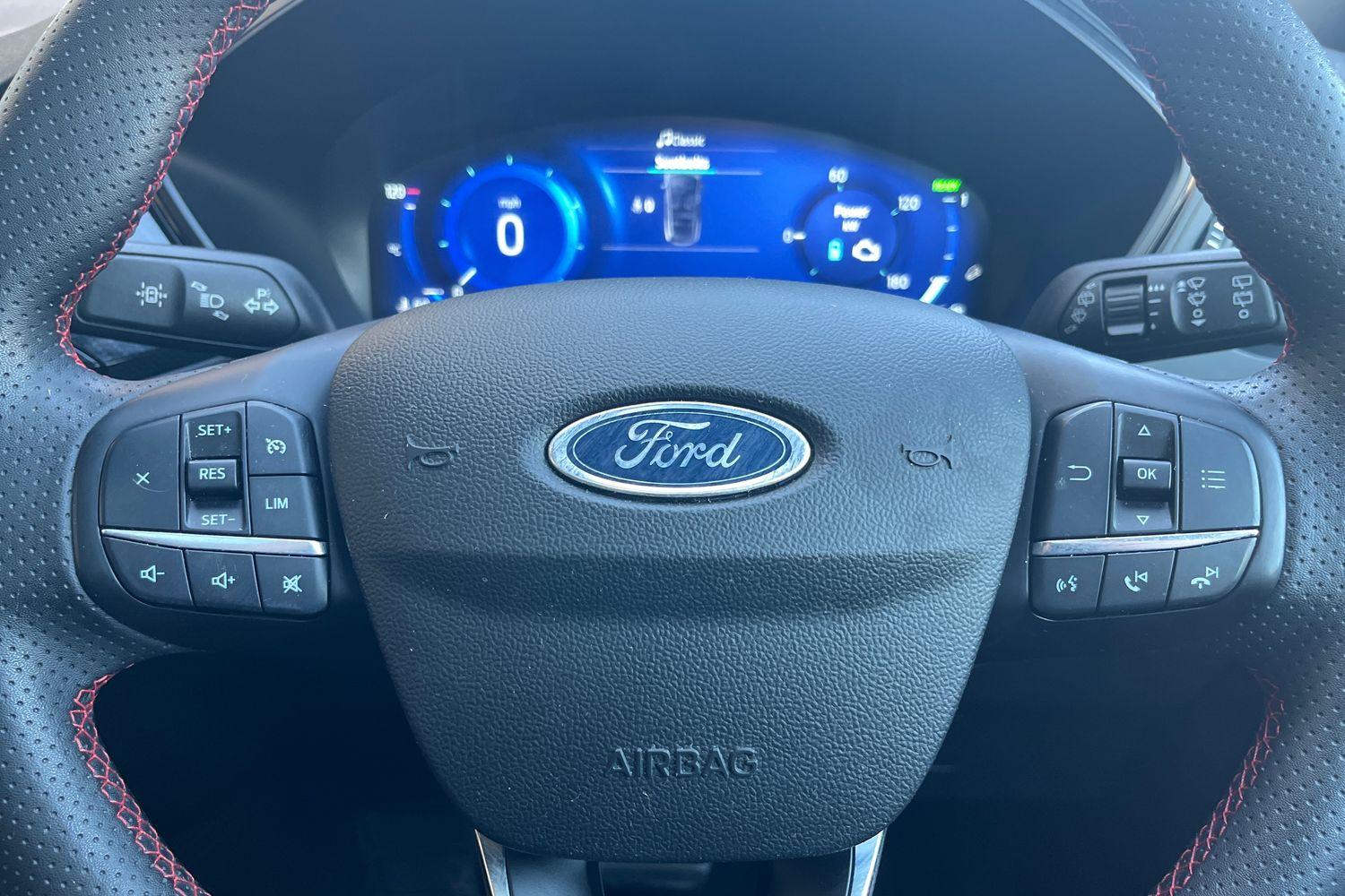 Ford KUGA Photo 11