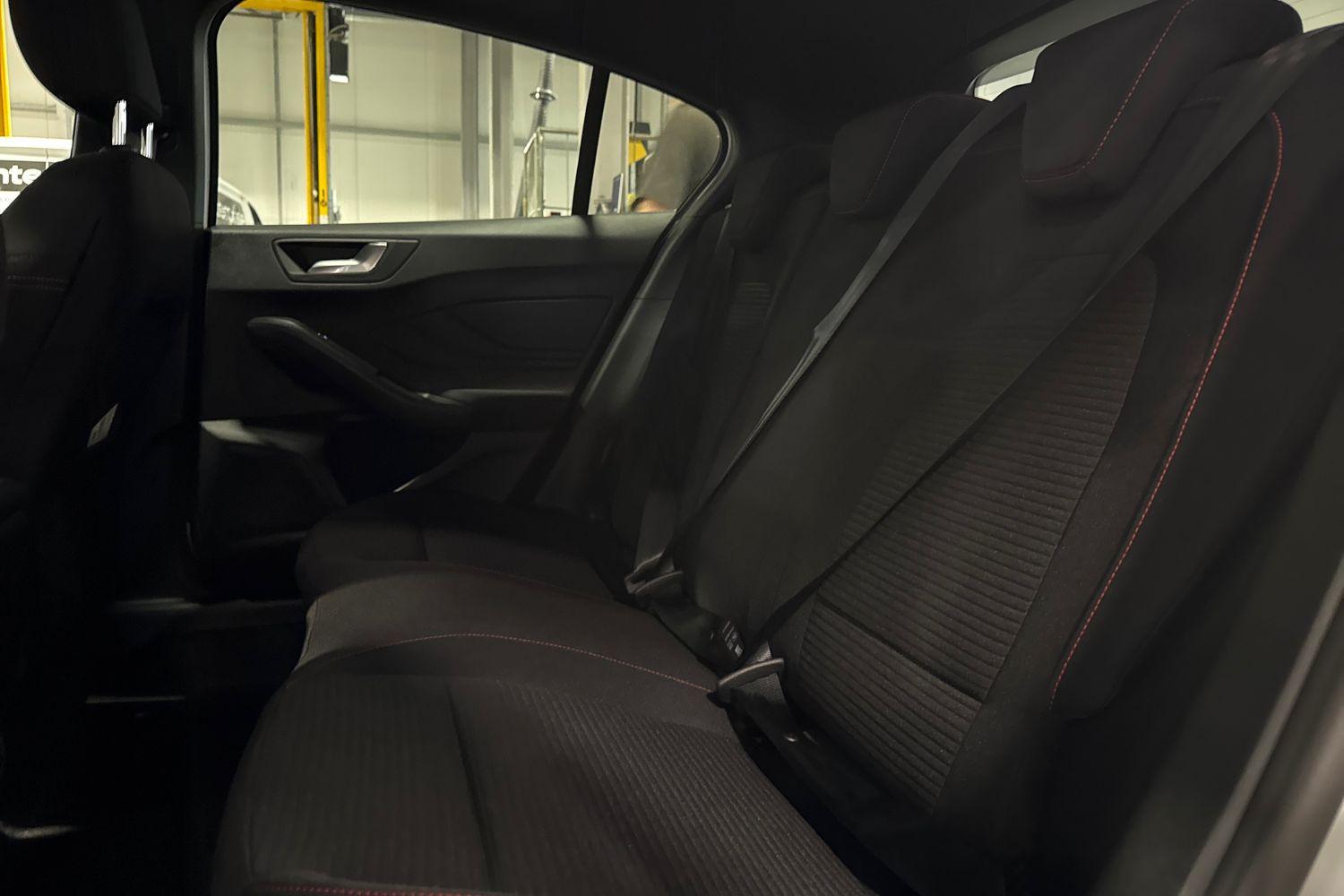 Ford Focus Photo 19