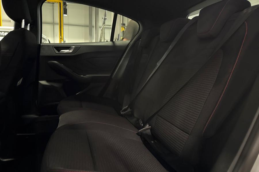 Ford Focus Photo autoimg-ed072bb3a909ddd60639f8132592710031415271.jpg