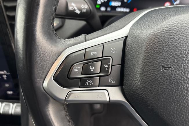 VOLKSWAGEN Amarok Photo 16