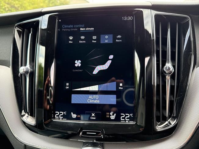 VOLVO XC60 Photo 36