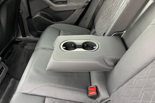 Audi Q6 E-Tron Photo 48