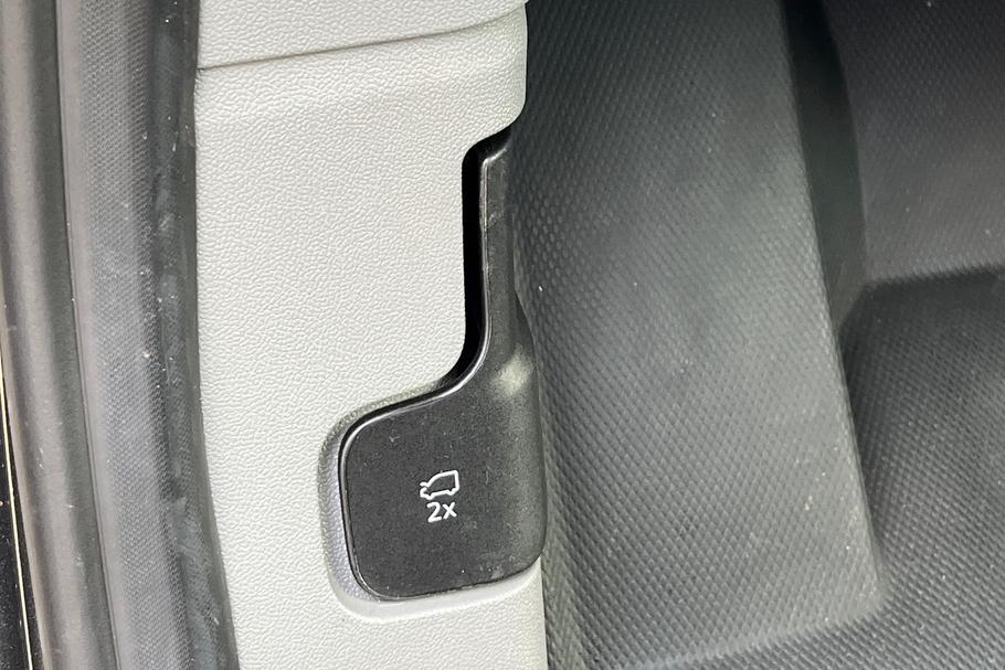 Used FORD E-TRANSIT CUSTOM WR75JJL 37