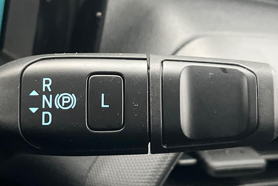 Used Ford TRANSIT COURIER LO25TZX 15