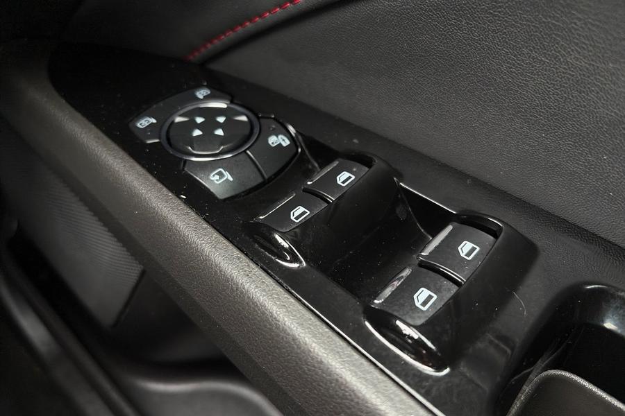 Ford MONDEO Photo autoimg-ed1bcc041b7139f951d45b85f627d56d77c45b48.jpg
