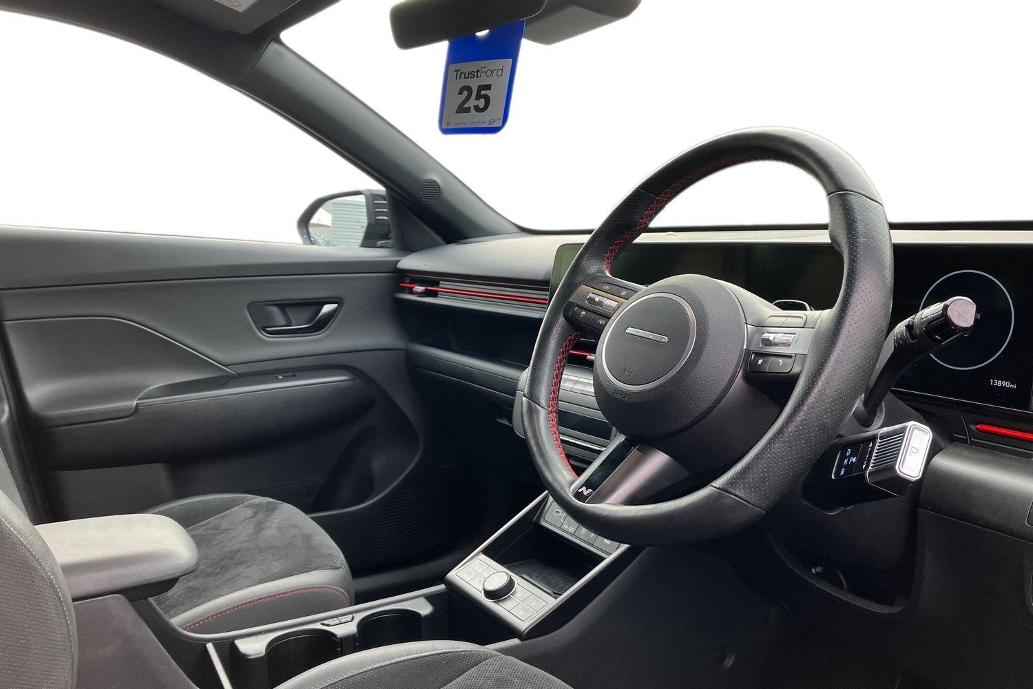 Hyundai KONA Photo 8