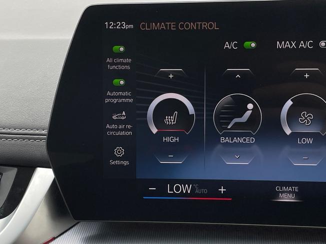 BMW 2 Series Active Tourer Photo 51