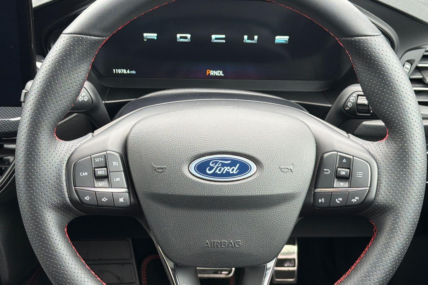 Ford Focus Photo 11