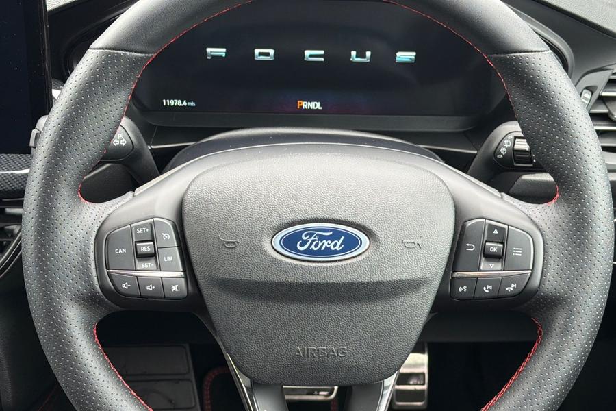 Ford Focus Photo autoimg-ed2638524482374360a0440cfff7001d2d736282.jpg