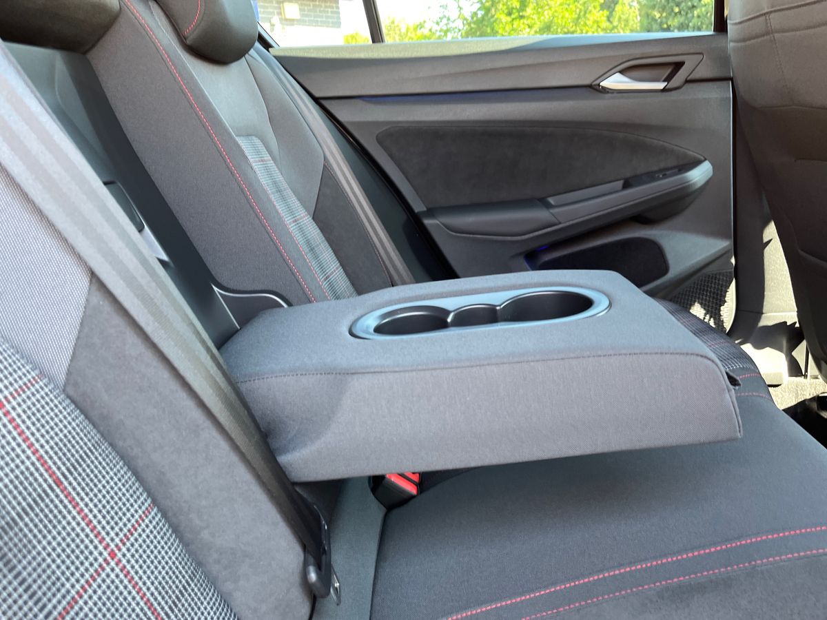 Volkswagen Golf Photo 31