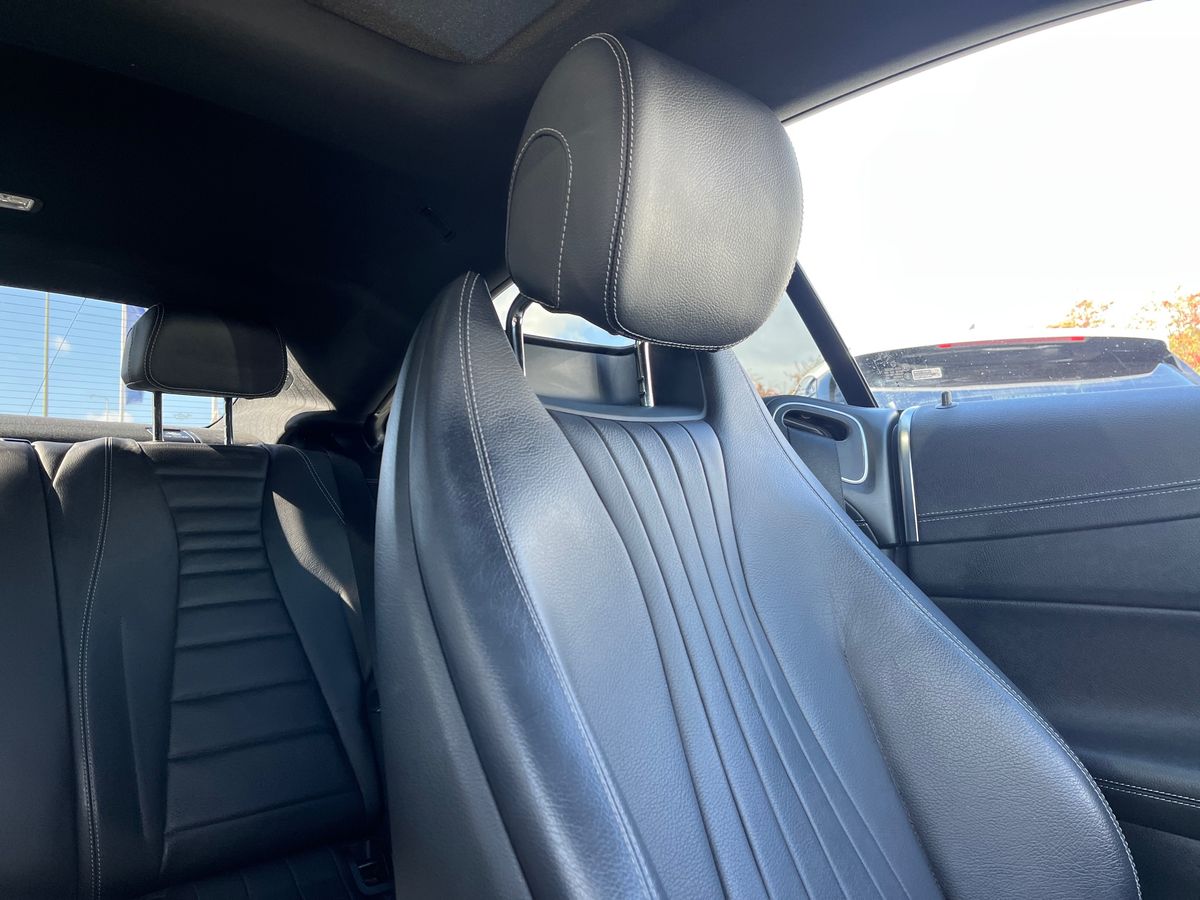 Mercedes-Benz E Class Photo 36