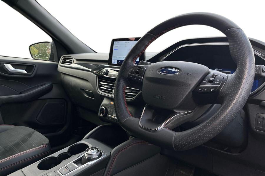 Ford Kuga Photo autoimg-ed2b43195aeb4aac287ec760e34d5b2161f63f67.jpg