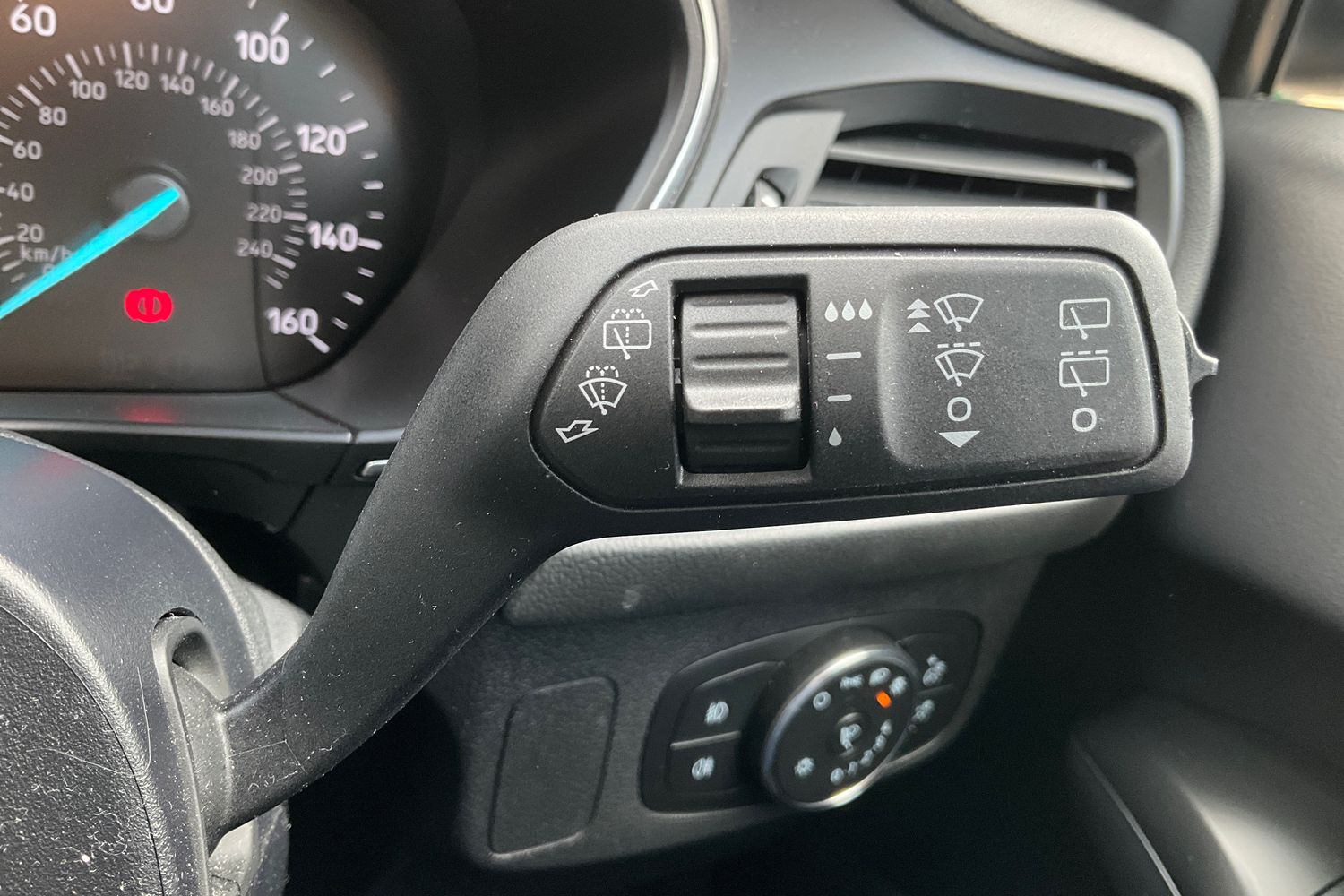 Ford Focus Photo 14