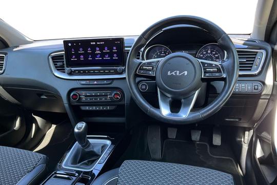 Kia XCeed Photo autoimg-ed34f86ff5e2ff3fa6727d34af88b61ae0610fc4.jpg