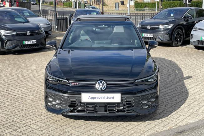 VOLKSWAGEN Golf Photo 31