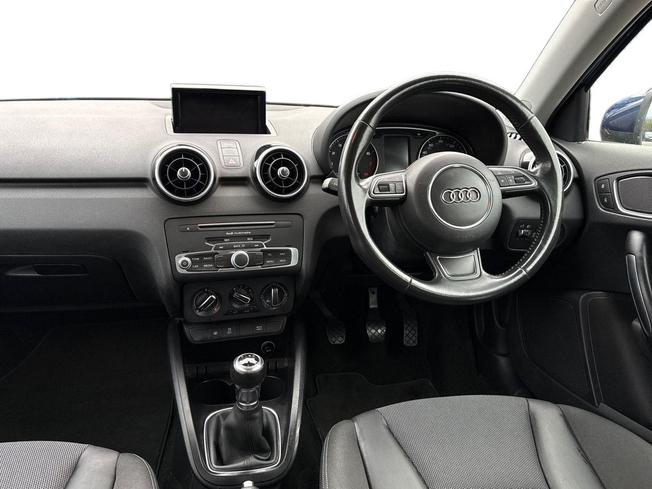 Audi A1 Photo 11