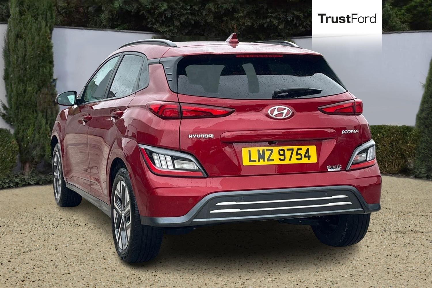 Hyundai KONA Photo 1
