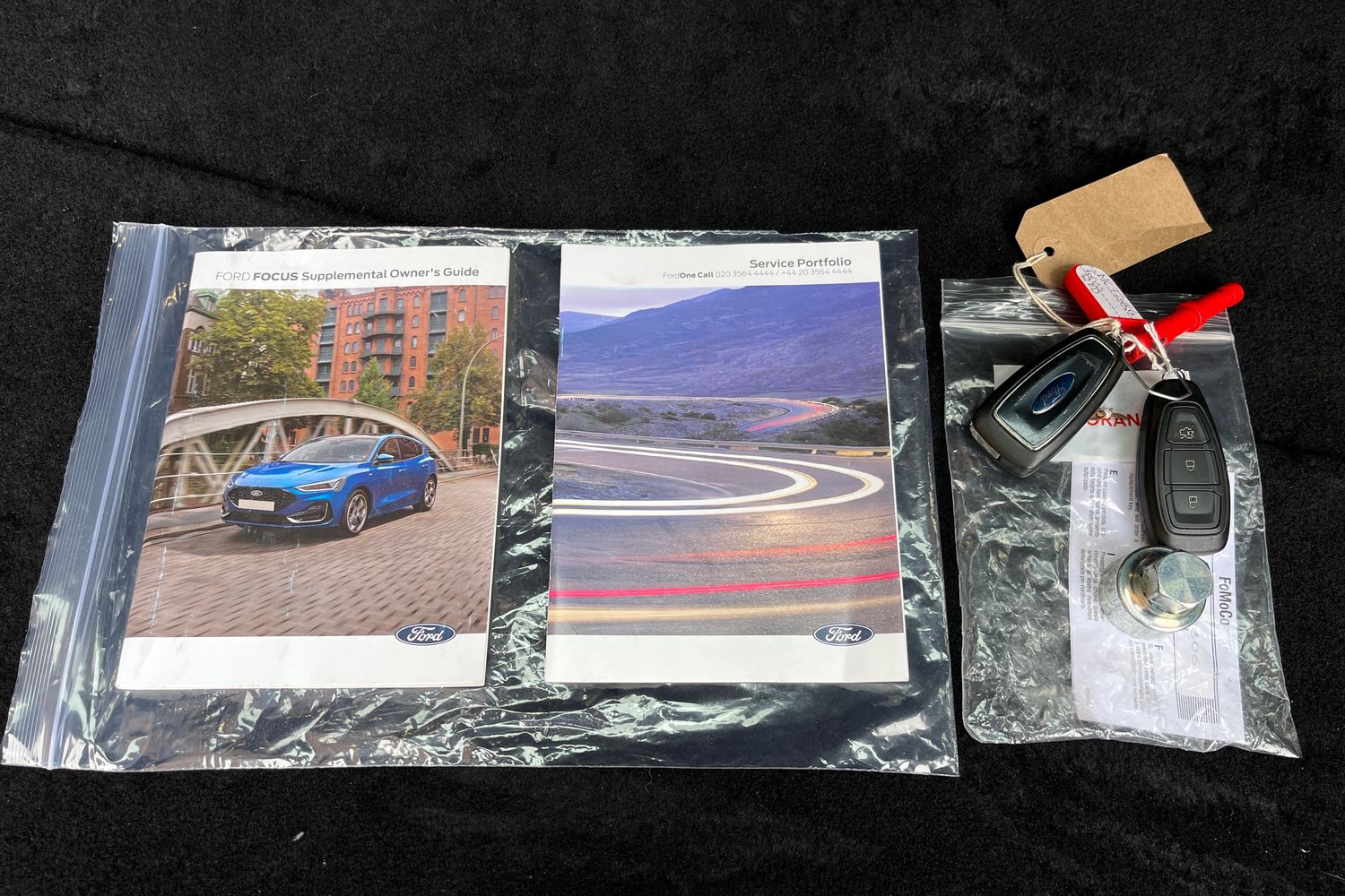 Ford FOCUS Photo 21