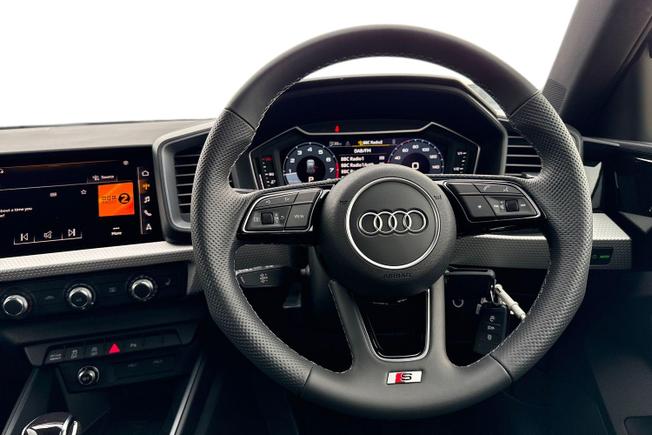 AUDI  A1 Sportback  Photo 11