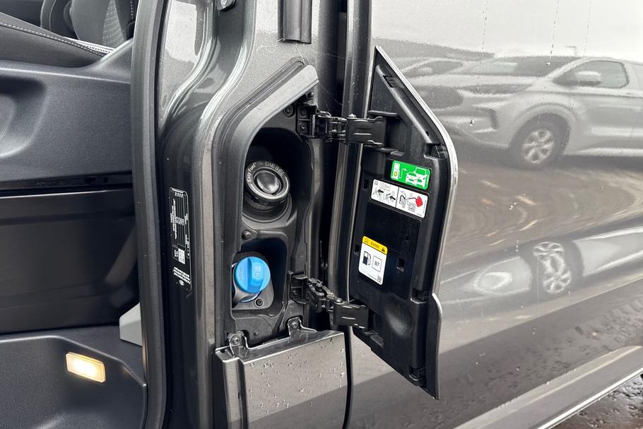 Used Ford TRANSIT CUSTOM 7